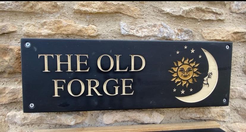 Folly Cottage & The Old Forge Colerne Exterior photo
